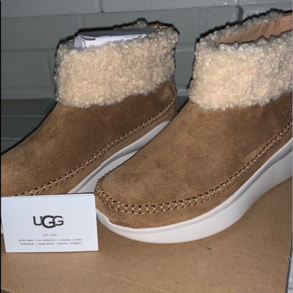 New UGG Montrose Sneaker/Boot